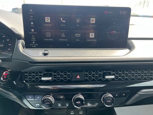 Used 2025 Honda Accord Touring image 29