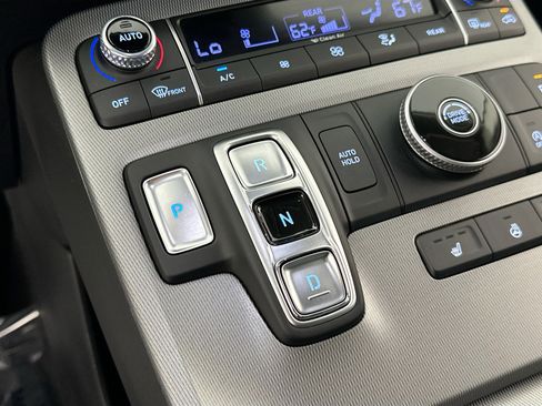 Used 2022 Hyundai Palisade SEL w/ 8P Bench Seat Package image 17