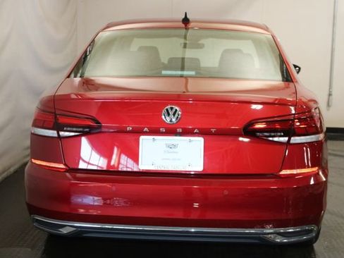 Used 2020 Volkswagen Passat 2.0T SEL FWD image 6