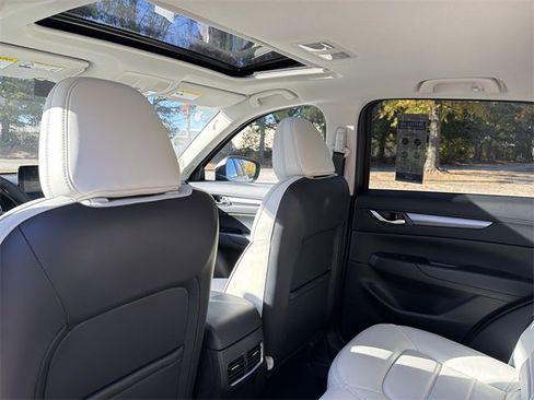 New 2025 MAZDA CX-5 AWD 2.5 S w/ Preferred Package image 24