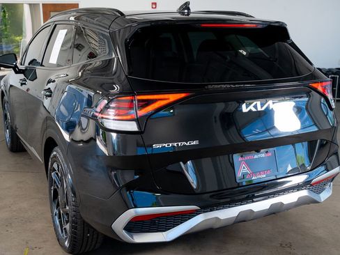 Used 2024 Kia Sportage SX FWD image 15