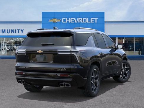 New 2026 Chevrolet Traverse High Country image 5