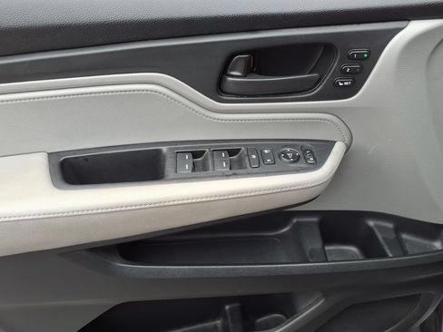 Used 2019 Honda Odyssey EX-L image 6