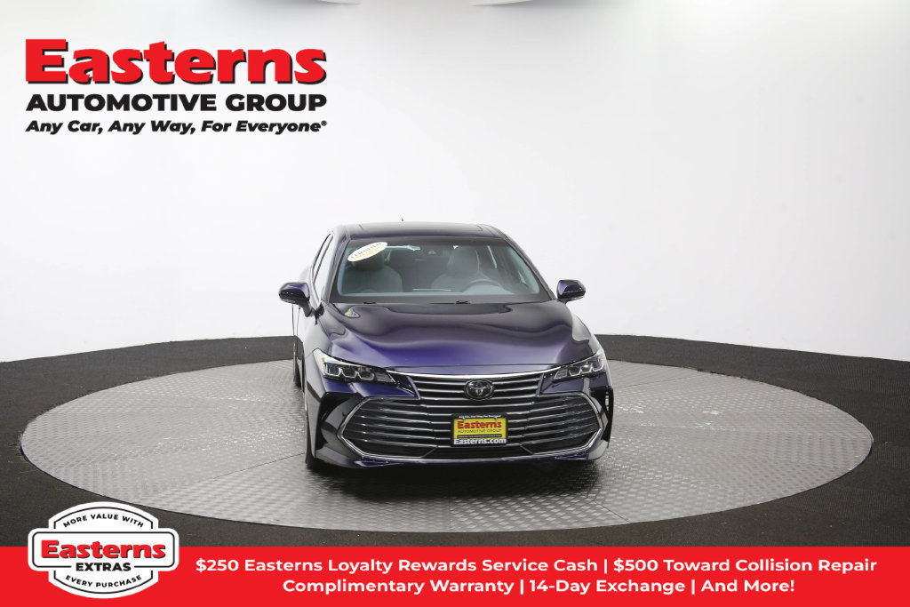 Used 2022 Toyota Avalon XLE w/ Moonroof Package FWD image 54