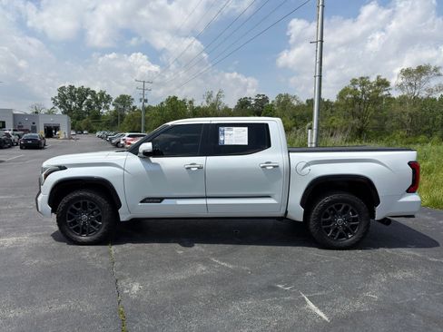 Used 2023 Toyota Tundra Platinum AWD/4WD image 3