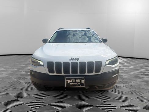 Used 2020 Jeep Cherokee Trailhawk AWD/4WD image 8