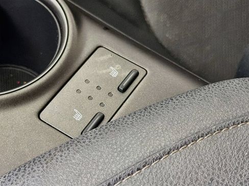 Used 2022 Toyota Camry XSE FWD image 24
