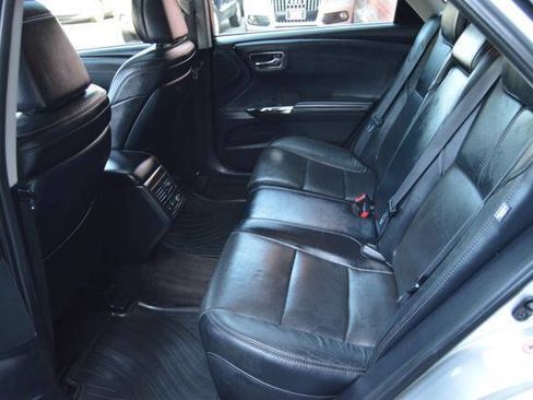 Used 2014 Toyota Avalon Limited FWD image 40