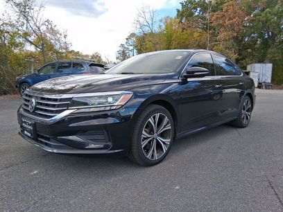 Used 2021 Volkswagen Passat 2.0T SE