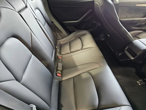 Used 2023 Tesla Model 3 Standard Range RWD image 9