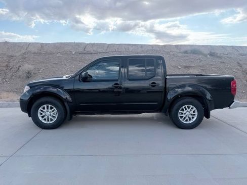 Certified 2020 Nissan Frontier SV RWD image 5