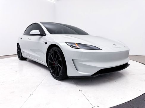 Used 2024 Tesla Model 3 Performance image 10
