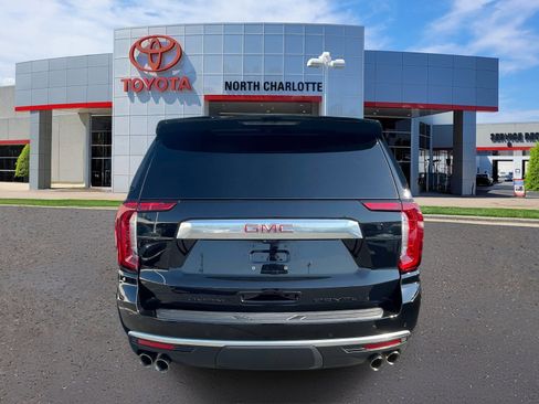 Used 2024 GMC Yukon XL Denali w/ Denali Reserve Package AWD/4WD image 5
