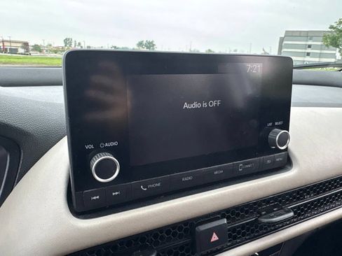Used 2023 Honda HR-V LX image 23