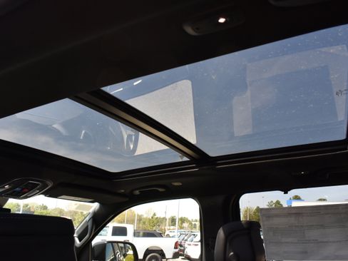 New 2026 Jeep Grand Wagoneer Limited AWD/4WD image 31