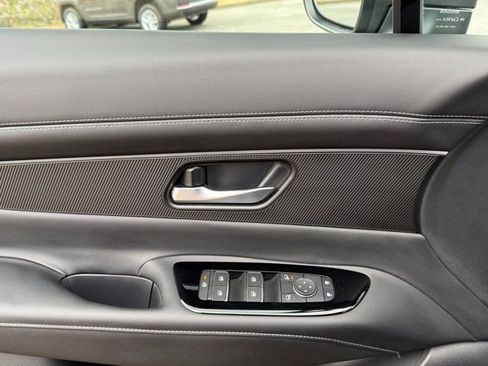 Used 2025 Nissan Murano SV image 15