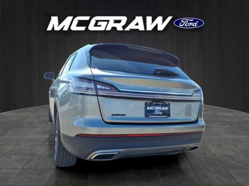 Used 2023 Lincoln Nautilus Reserve AWD/4WD image 15