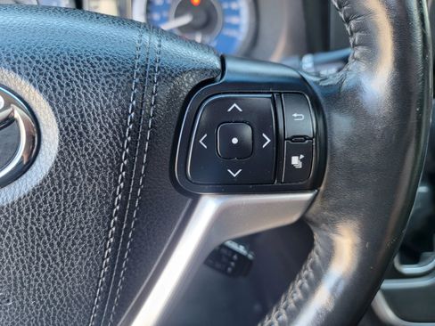 Used 2017 Toyota Sienna Limited Premium AWD/4WD image 28