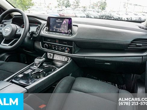 Used 2024 Nissan Rogue S FWD image 24