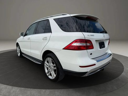 Used 2015 Mercedes-Benz ML 350 2WD w/ Premium 1 Package image 3
