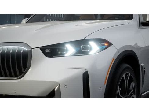 New 2026 BMW X5 sDrive40i w/ Climate Comfort Package image 6