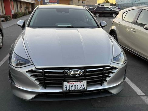 Used 2021 Hyundai Sonata SE image 2
