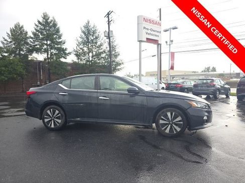Certified 2019 Nissan Altima 2.5 SV AWD/4WD image 4