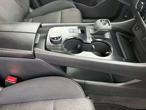 Used 2024 Nissan Rogue SV AWD/4WD image 43