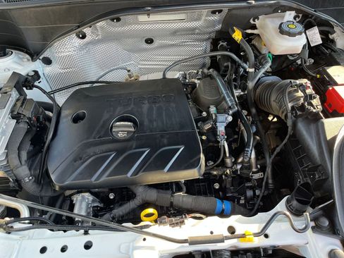 Used 2025 Buick Encore GX Preferred image 32