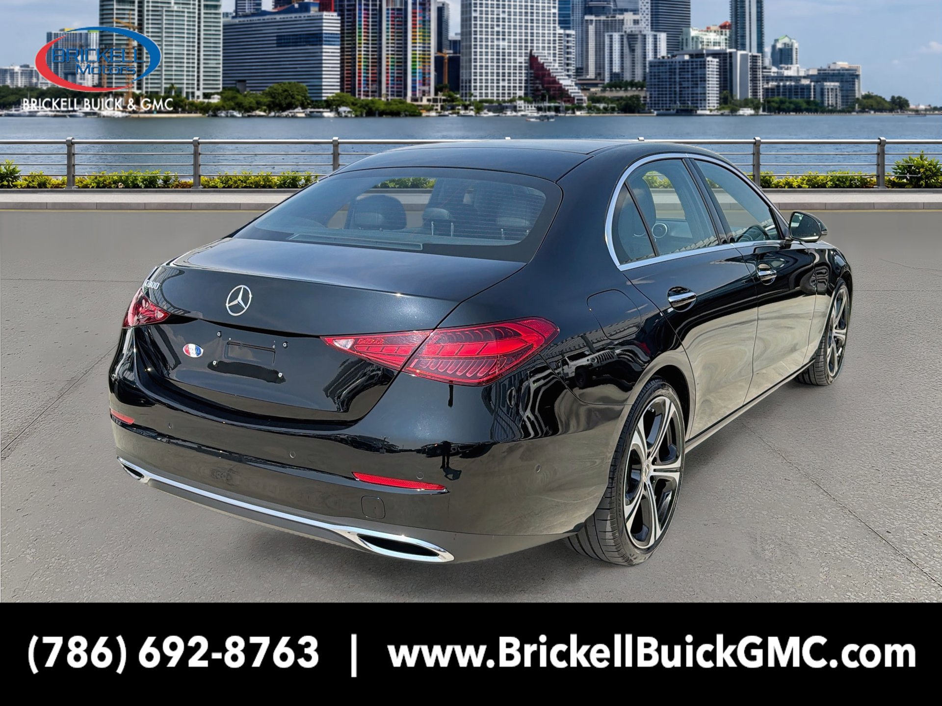 Used 2025 Mercedes-Benz C 300 Sedan image 6