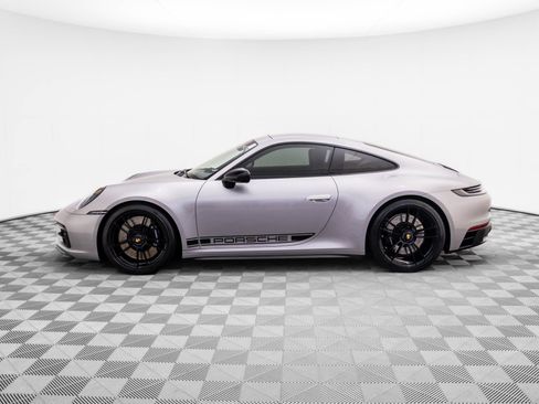 Certified 2024 Porsche 911 Carrera GTS image 2