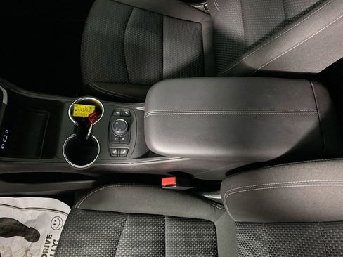 Used 2023 GMC Terrain SLE w/ Driver Convenience Package image 20