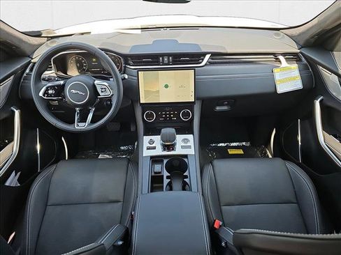 New 2026 Jaguar F-PACE R-Dynamic S image 6