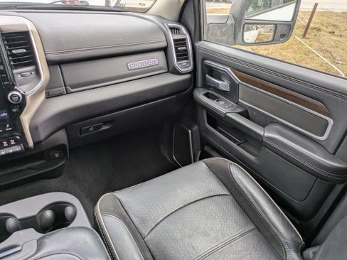 Used 2024 RAM 2500 Laramie image 15