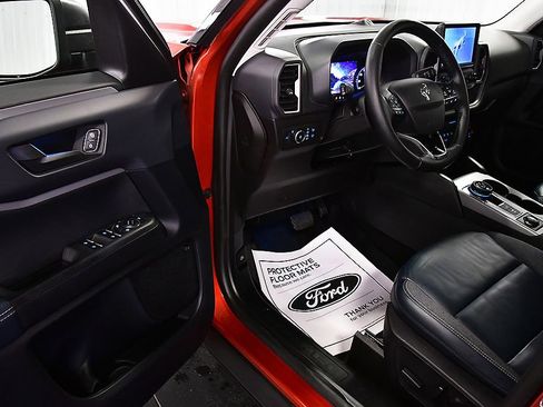 Used 2022 Ford Bronco Sport Outer Banks w/ Tech Package image 17