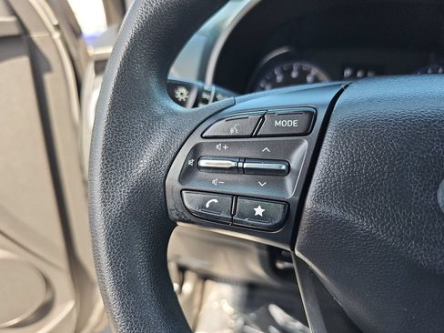 Certified 2023 Hyundai Kona SE AWD/4WD image 16