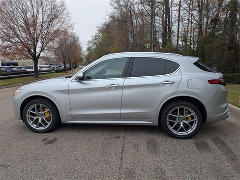 Used 2021 Alfa Romeo Stelvio Ti w/ Premium Package image 2
