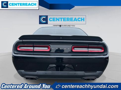 Used 2017 Dodge Challenger R/T Plus image 5