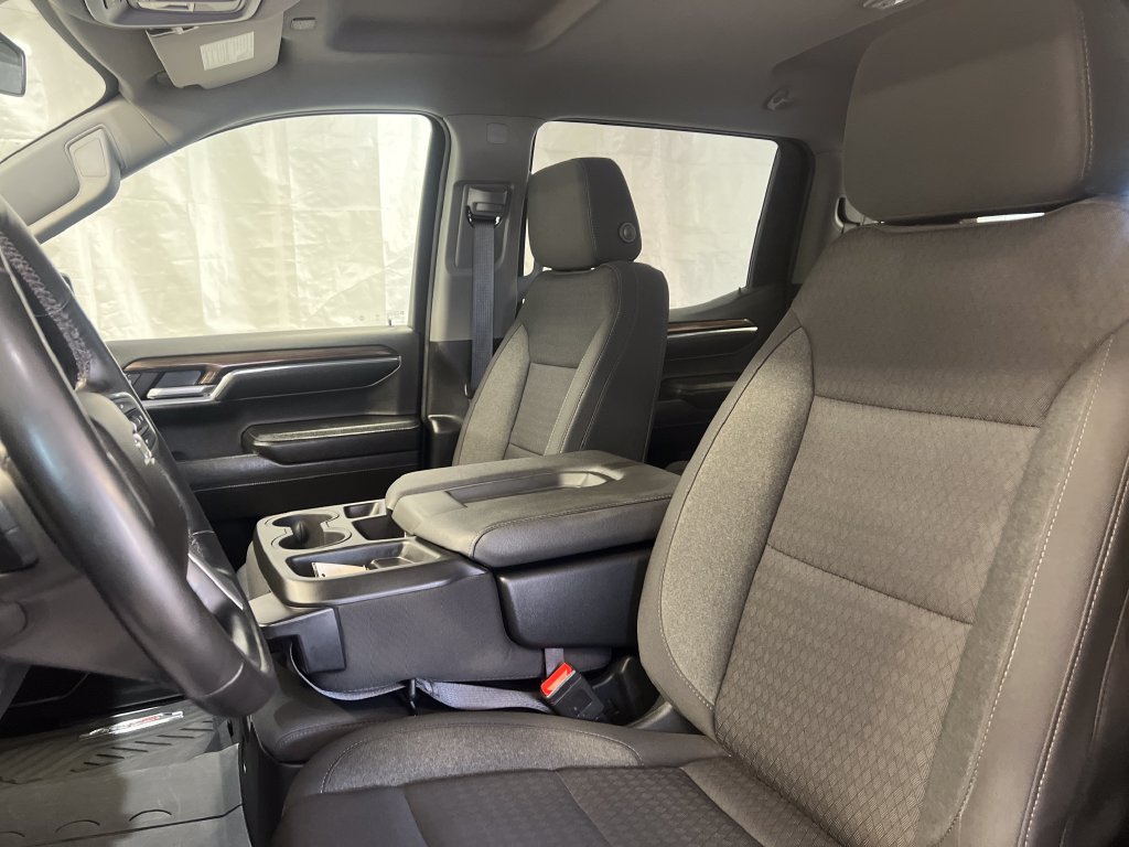 Used 2024 Chevrolet Silverado 1500 RST AWD/4WD image 20