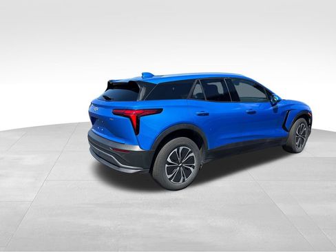 Used 2024 Chevrolet Blazer EV LT AWD/4WD image 4