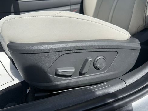 Used 2023 Hyundai Sonata SEL w/ Cargo Package image 16