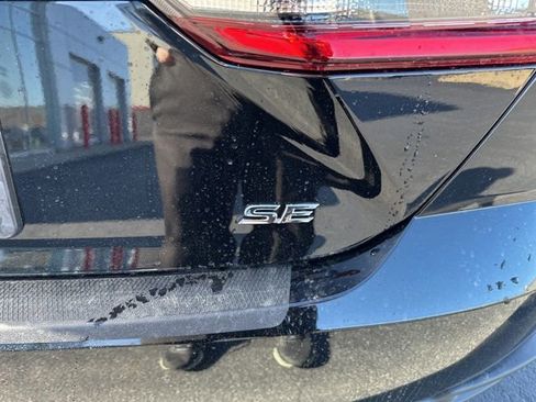 New 2026 Toyota Camry SE image 9