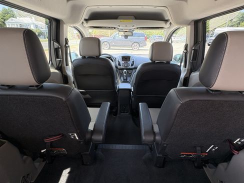 Used 2016 Ford Transit Connect Titanium FWD image 8