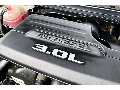 Used 2022 RAM 1500 Limited w/ Body-Colour Bumper Group AWD/4WD image 30