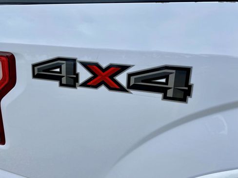 Used 2017 Ford F150 Lariat w/ Equipment Group 501A Mid image 33