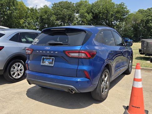 Used 2023 Ford Escape ST-Line w/ Tech Pack #1 FWD image 4