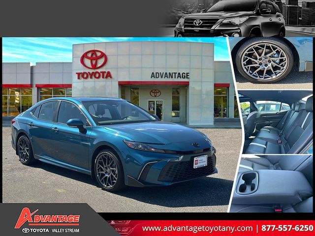 Used 2025 Toyota Camry SE w/ Multimedia Upgrade Package AWD/4WD 360° Tour