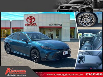 Used 2025 Toyota Camry SE w/ Multimedia Upgrade Package
