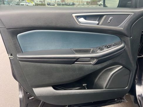 Used 2023 Ford Edge SEL w/ Sport Appearance Package image 22