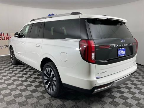 New 2026 Ford Expedition Max Platinum w/ Driver's Package image 5